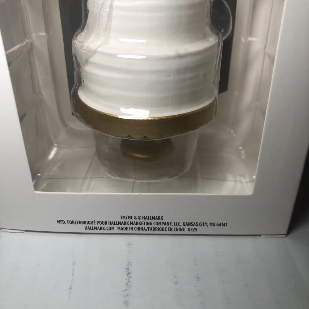2025 Hallmark Ornaments Premium Porcelain White Wedding 3 Tier Cake Christmas